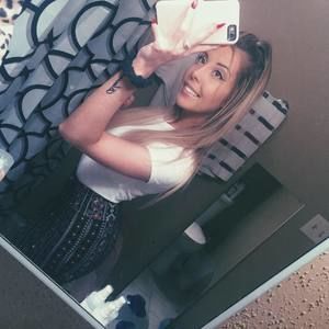 Meet your Posher, Marisa